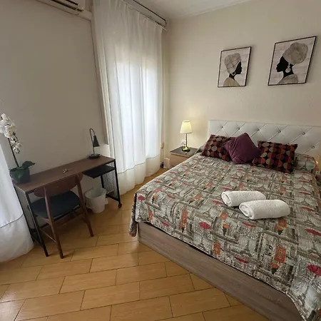 Rooms Valencia Ferienhaus