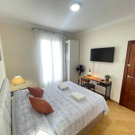 Rooms Valencia Ferienhaus